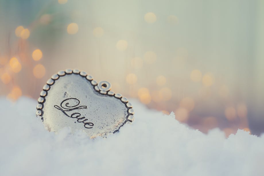 top wedding venues winter micro wedding